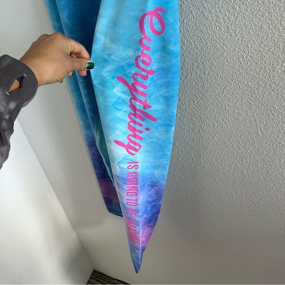 Scout Design Active Legging Everything is Going to Be Amazing Medium - Picture 5 of 15